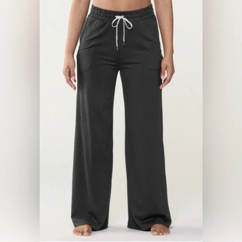 VUORI HALO ESSENTIAL WIDE LEG - CHARCOAL HEATHER
